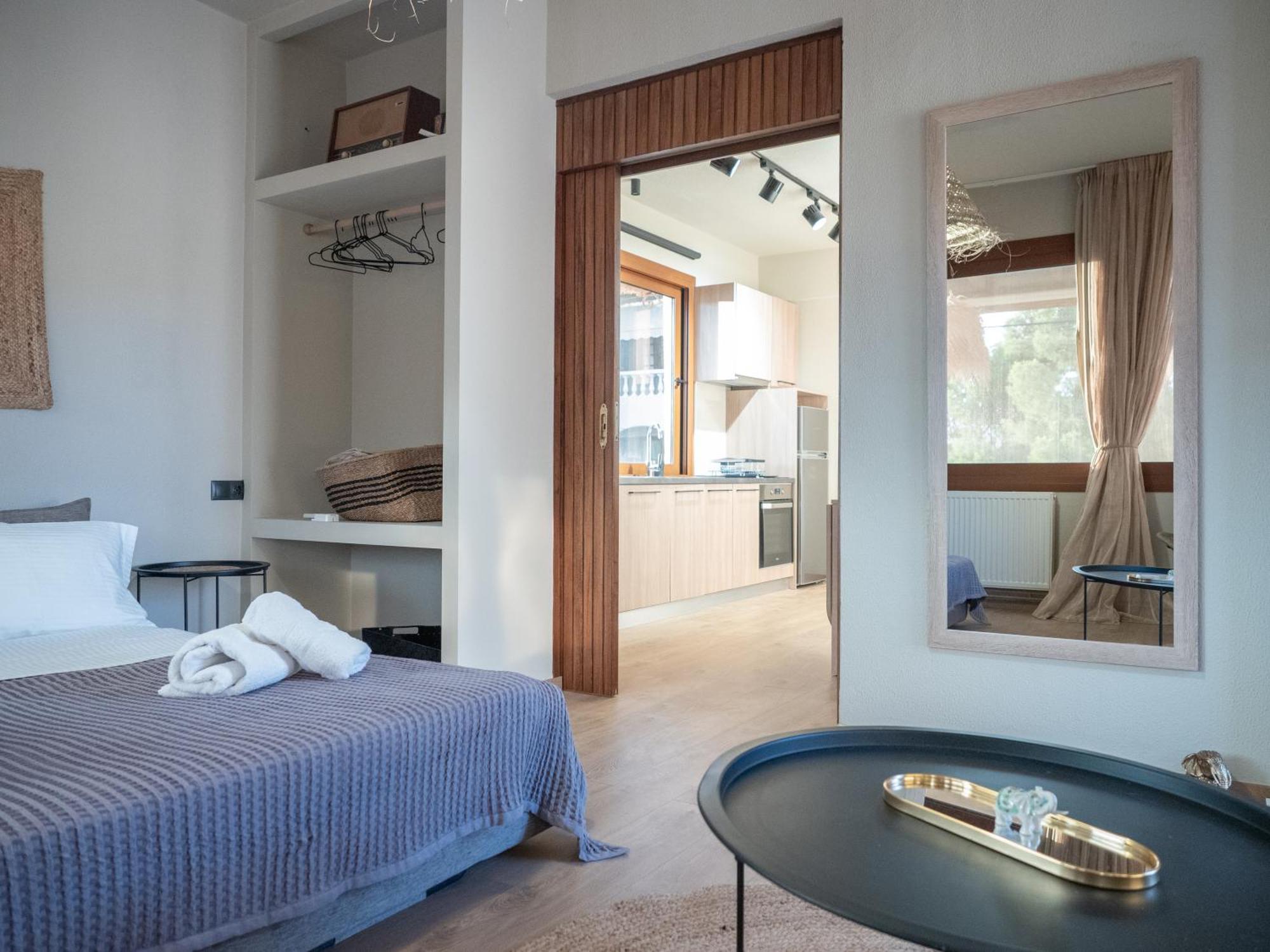 Seaview Apartment - Poros Relaxing Beachfront Flat Pórosz Kültér fotó