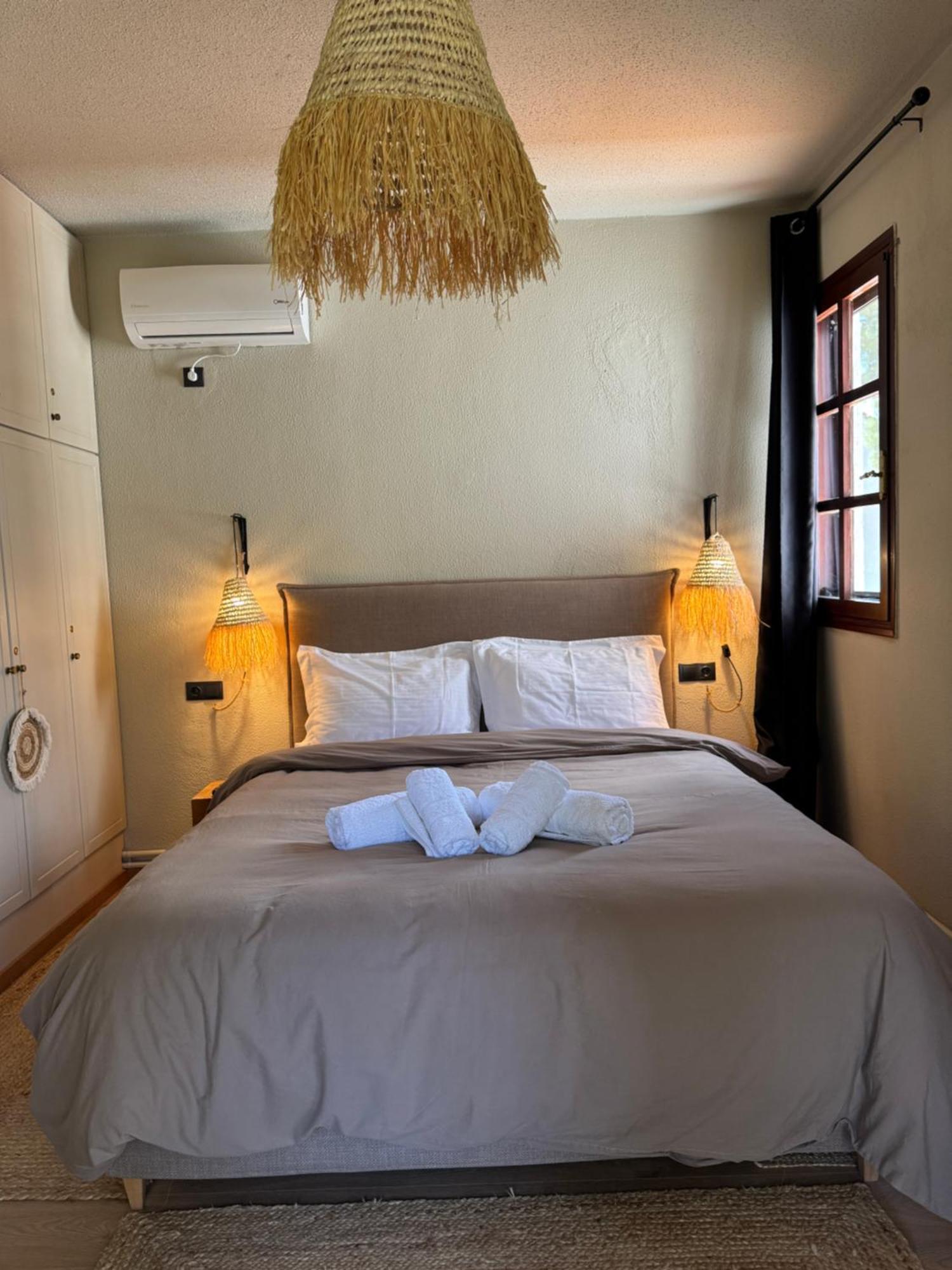 Seaview Apartment - Poros Relaxing Beachfront Flat Pórosz Kültér fotó
